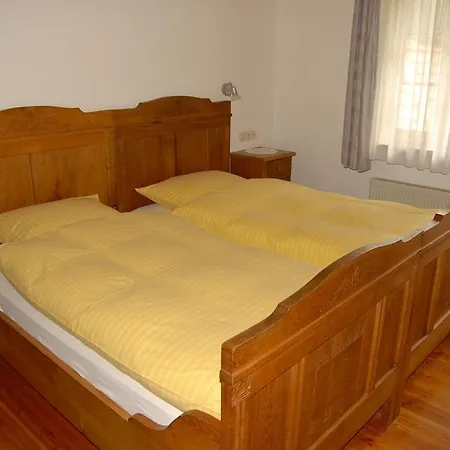 Schembachhof Apartman *